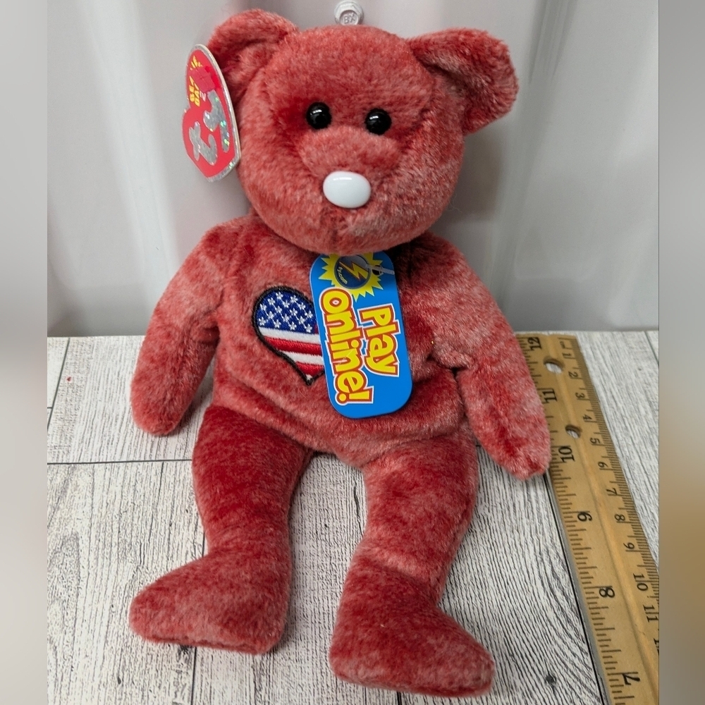 Ty Heartland Red Bear with Heart Design